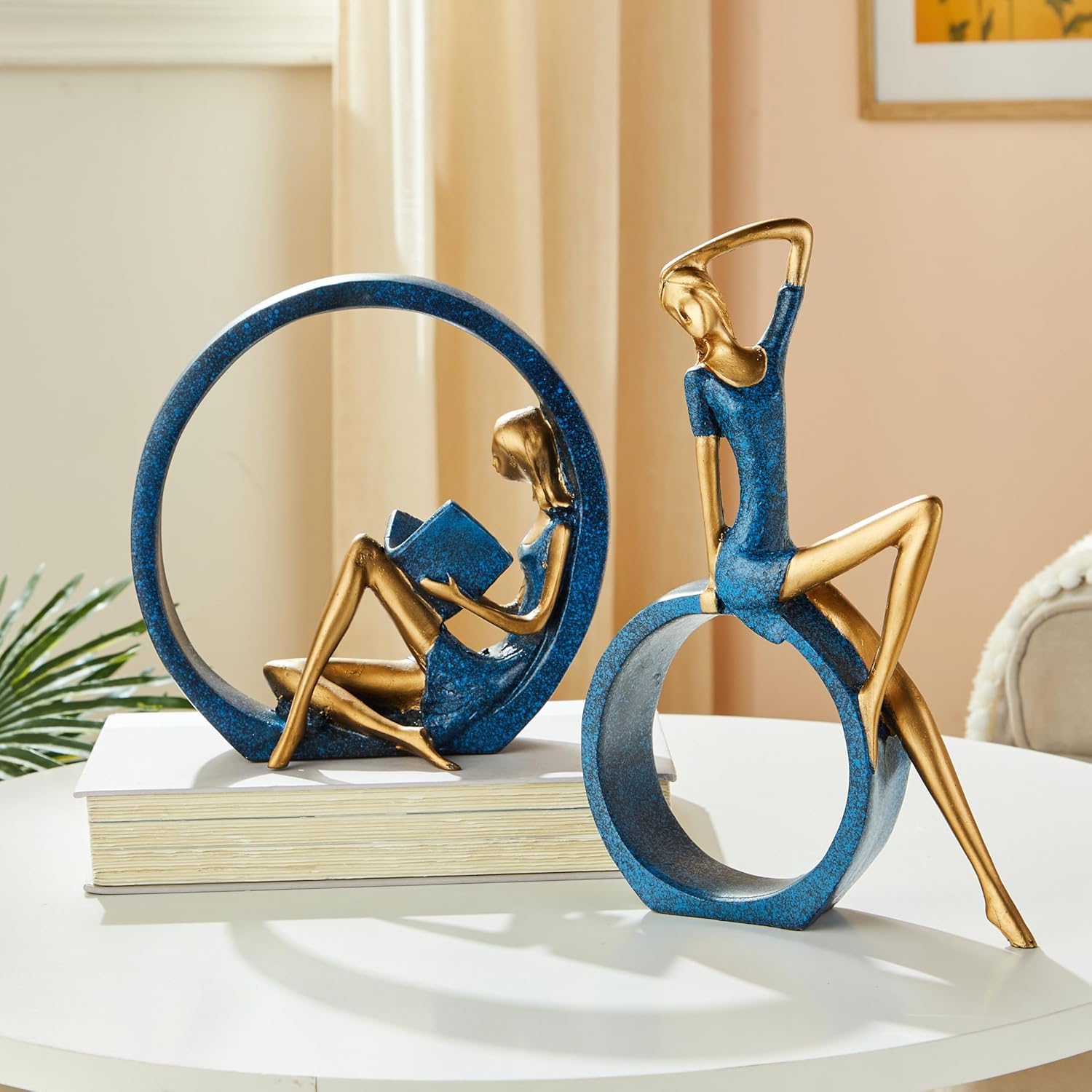 Amazon Basics Modern Age Lady Figurine for Home Décor | Office, Kitchen and Living Room Décor - Pack of 2, Blue, Ceramic