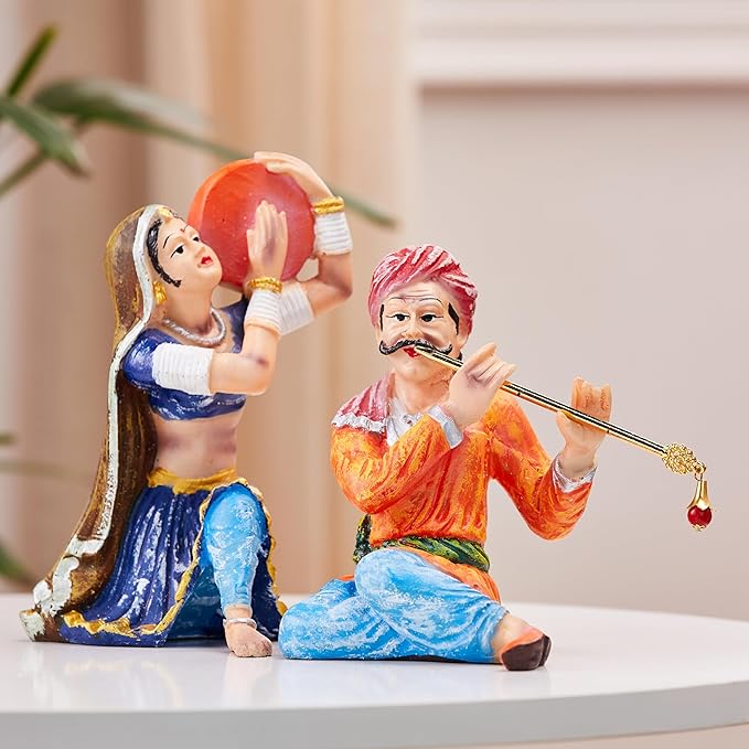 Amazon Basics Resin Rajasthani Traditional Musical Couple Decorative Showpiece for Home Decor Handicraft Resin (Pack of 2, Multicolor)