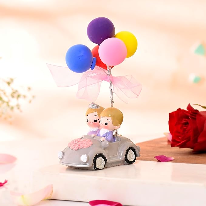 CraftVatika Valentine Love Couple Statue Showpiece Home Decorative Items for Tabletop, Room Office Decor Bedroom Items - Valentines Day Gift for Husband Wife Girlfriend Boyfriend (Type 1), Multicolor