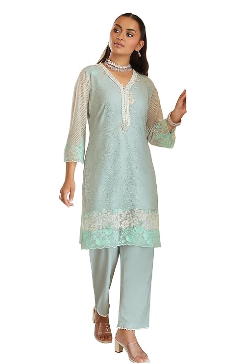 Amazon Brand - Tavasya Womens Floral Raschel Knit Co-ord Set | Salwar Suit