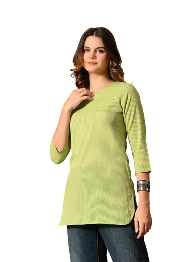 Amazon Brand - Tavasya Women Pure Cotton Katha Plain Short Kurti |Short Top| Solid Casual Tunic