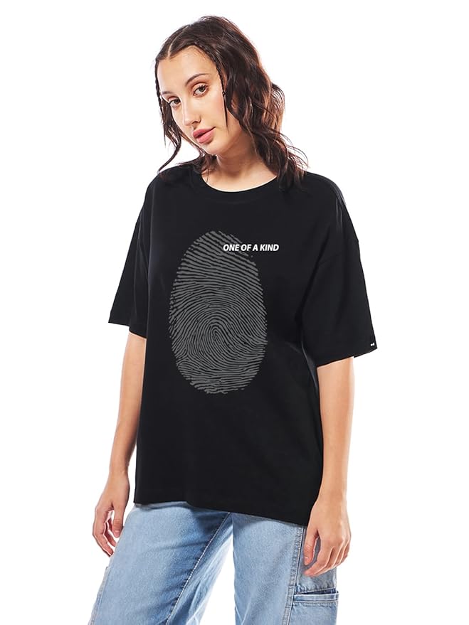 Bewakoof Women's Cotton Oversized Fit Half Sleeve Round Neck T-Shirt | Casual wear | Streetwear | Oversized Tshirt for Woman Cotton| Baggy