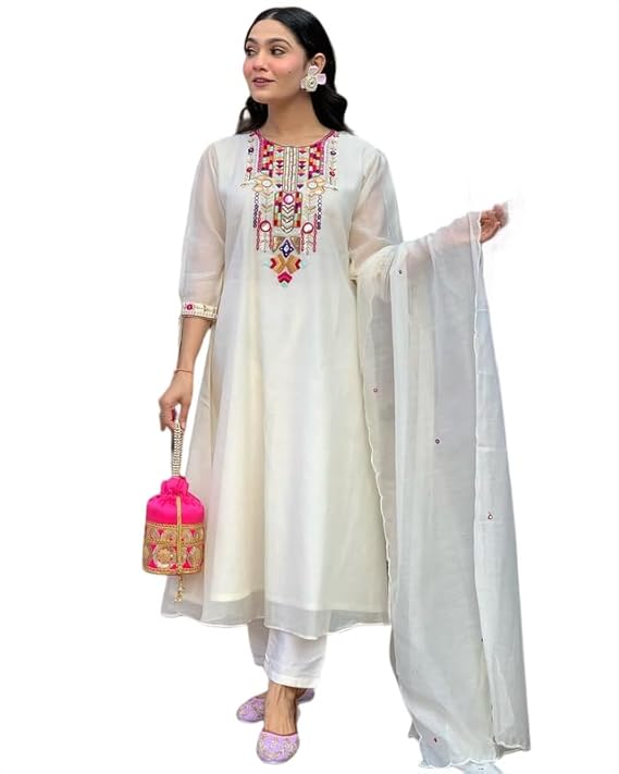 Women Beautiful Embroidred Chinon Silk Kurta With Pant and Dupatta