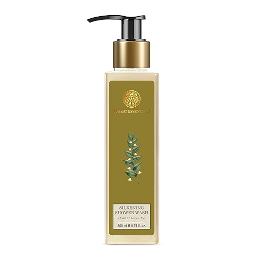 Forest Essentials Shower Wash Oudh & Green Tea | Sulphate-Free Ayurvedic Body Wash | Softens, Scents & Hydrates Skin