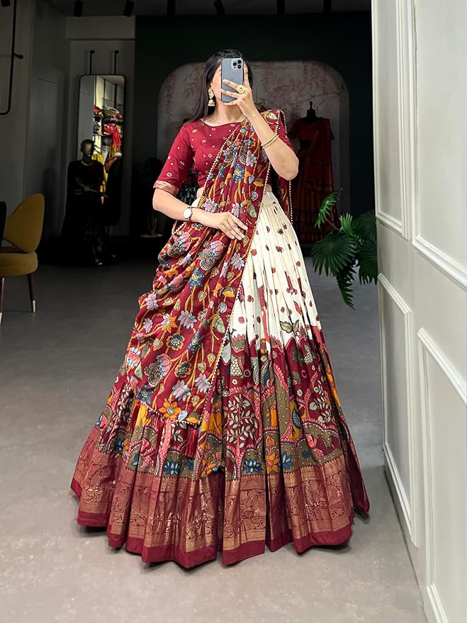 Women's Trending Designeer Tussar Silk Lehenga Choli Print with Foil Work With Unstitched Blouse Patola Print Adorned with Foil Work For Navrati || Wedding