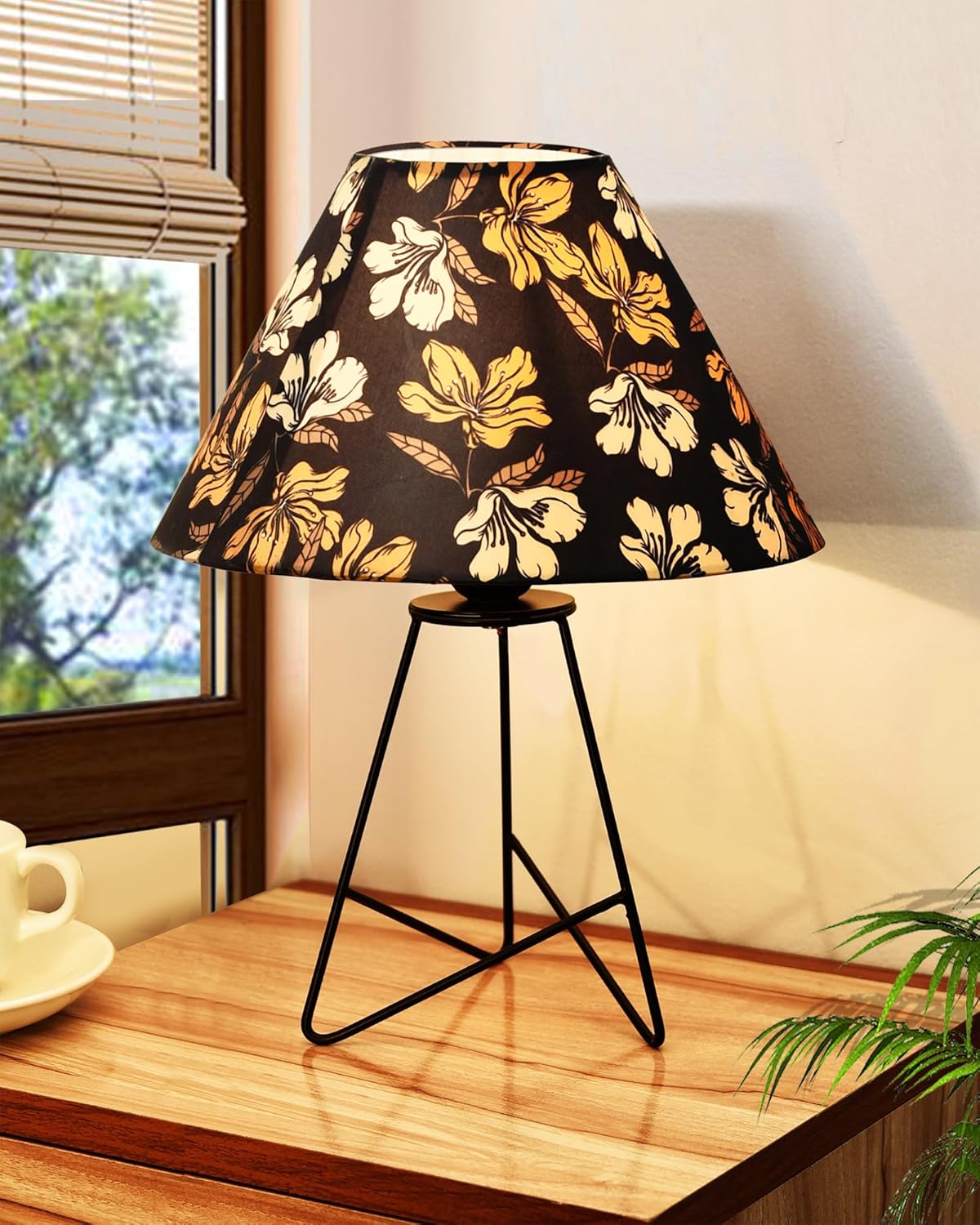 Homesake® Retro Down to the Wire Metal Table Lamp with Fabric Shade, Bedside Lamp Gift Housewarming Home Living Room, Pleated Shade (Off-White)