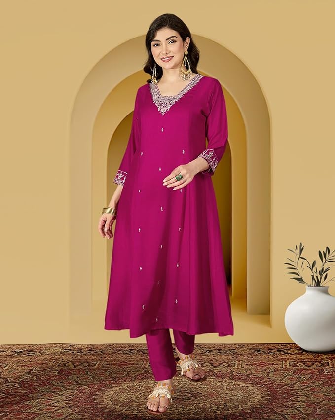 Amazon Brand - Tavasya Women Vichitra Zari Sequence Embroide Kurta with Pant and Dupatta|Salwar Suit|Kurta Set|3 Piece Set